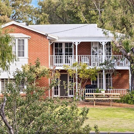 Beachfront Bliss, Waterfront Geographe Bay Villa Busselton Exterior photo