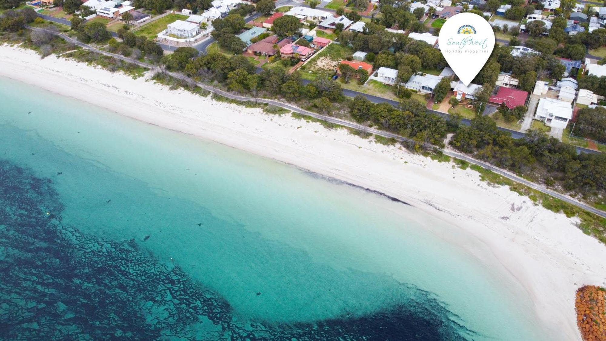 Beachfront Bliss, Waterfront Geographe Bay Villa Busselton Exterior photo