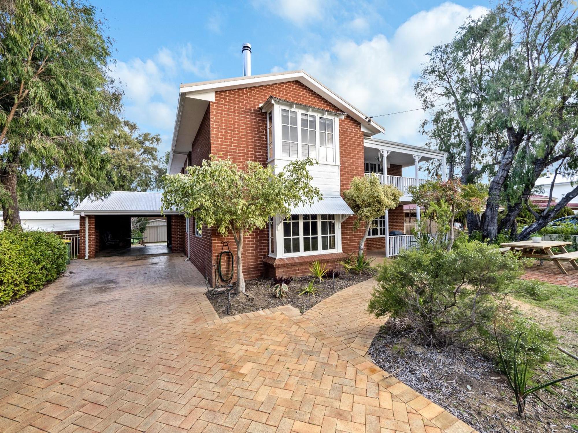 Beachfront Bliss, Waterfront Geographe Bay Villa Busselton Exterior photo